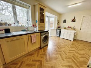 Kitchen- click for photo gallery